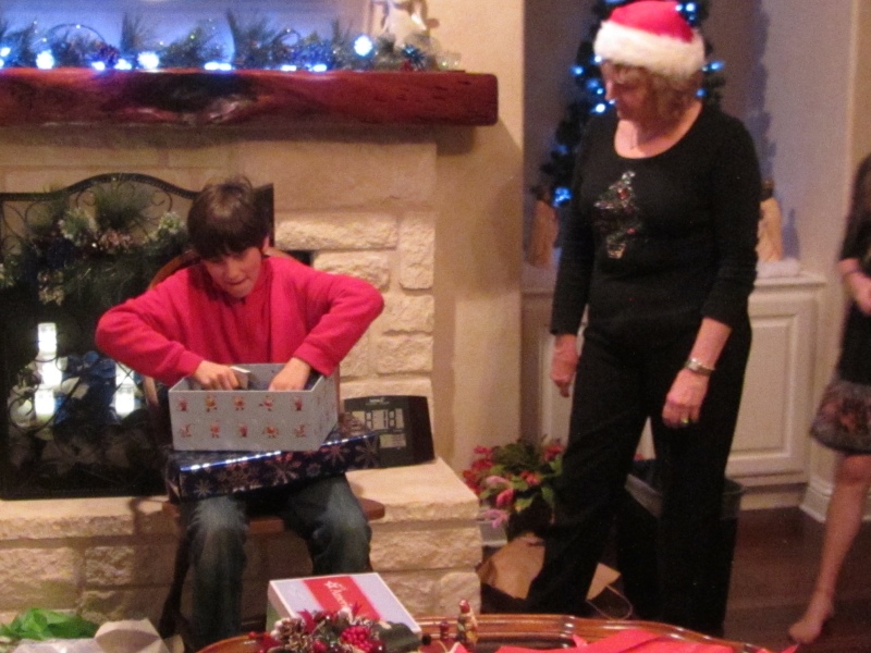 2013-12-23 21-18-31 Hildebrand Christmas.jpg